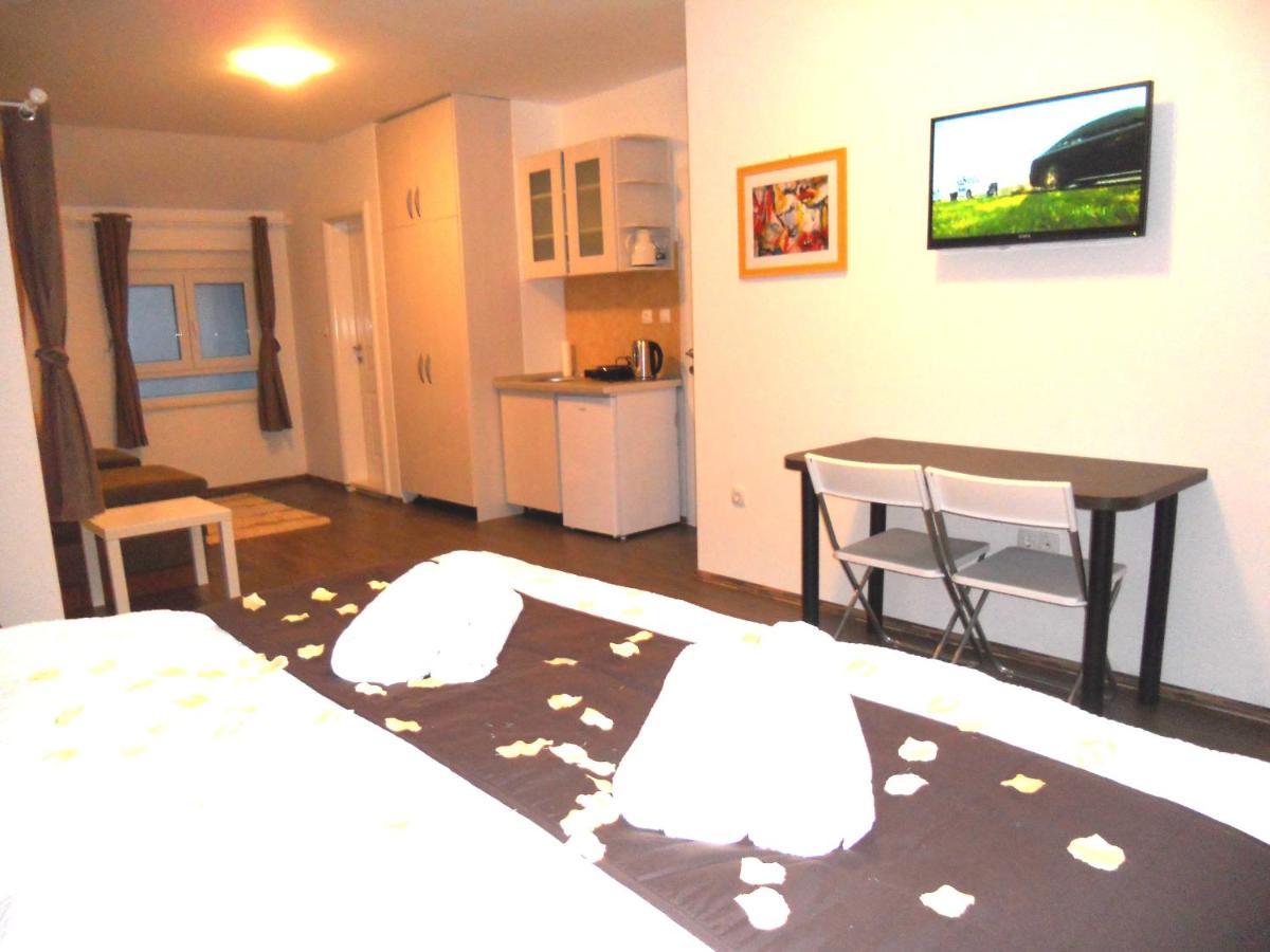 Apple Studios & Rooms Mostar Extérieur photo